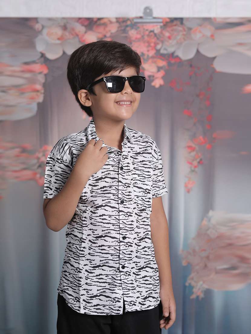 boys printed shorts & shirt set 