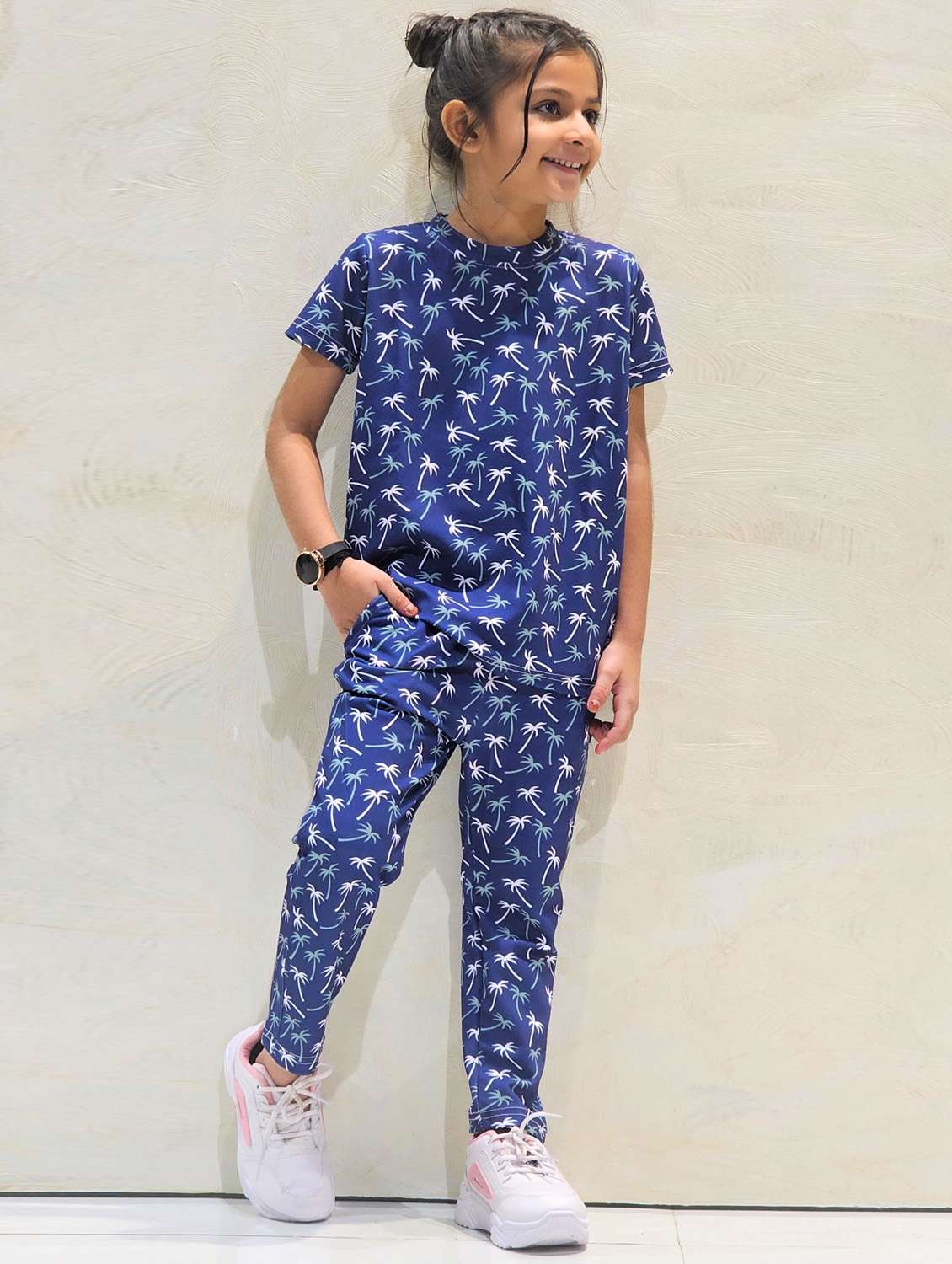 girls printed t-shirt and pajama set - 21033525 - Standard Image - 2