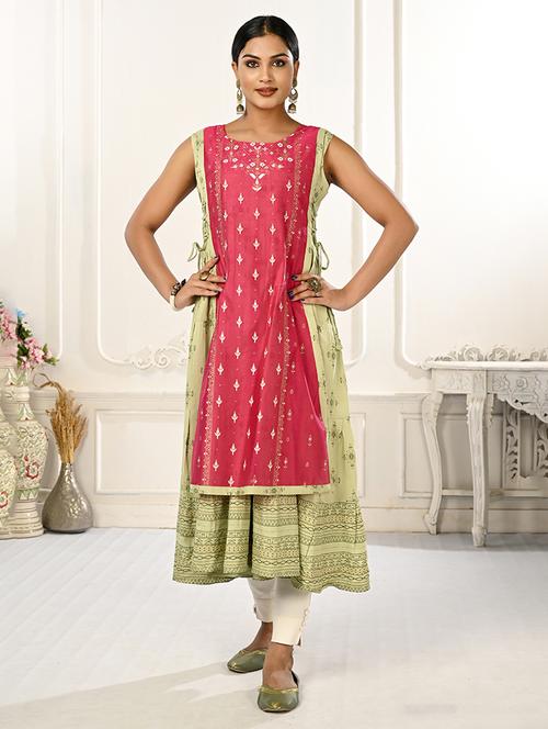 women round neck sleeveless layered kurta - 21034117 -  Standard Image - 0