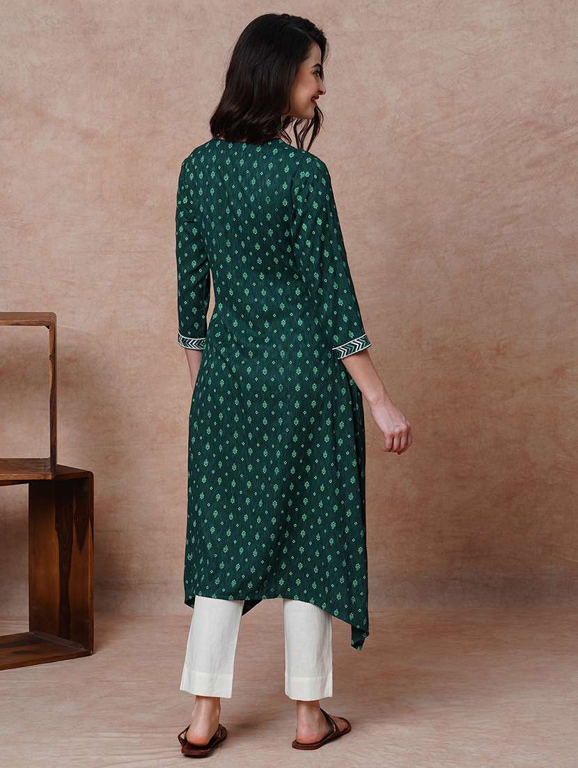 women green notch neck a-line kurta - 21034526 - Standard Image - 2