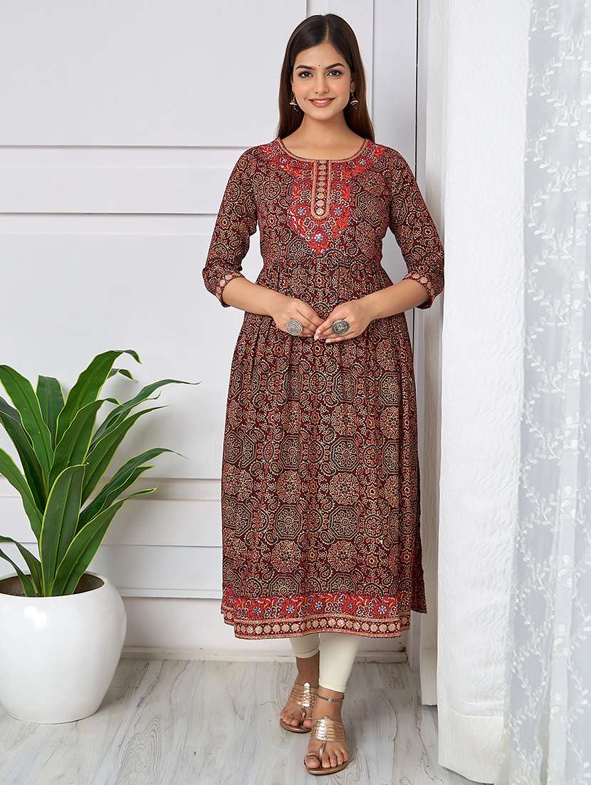 women printed three quarter sleeve kurta - 21036163 -  Standard Image - 2
