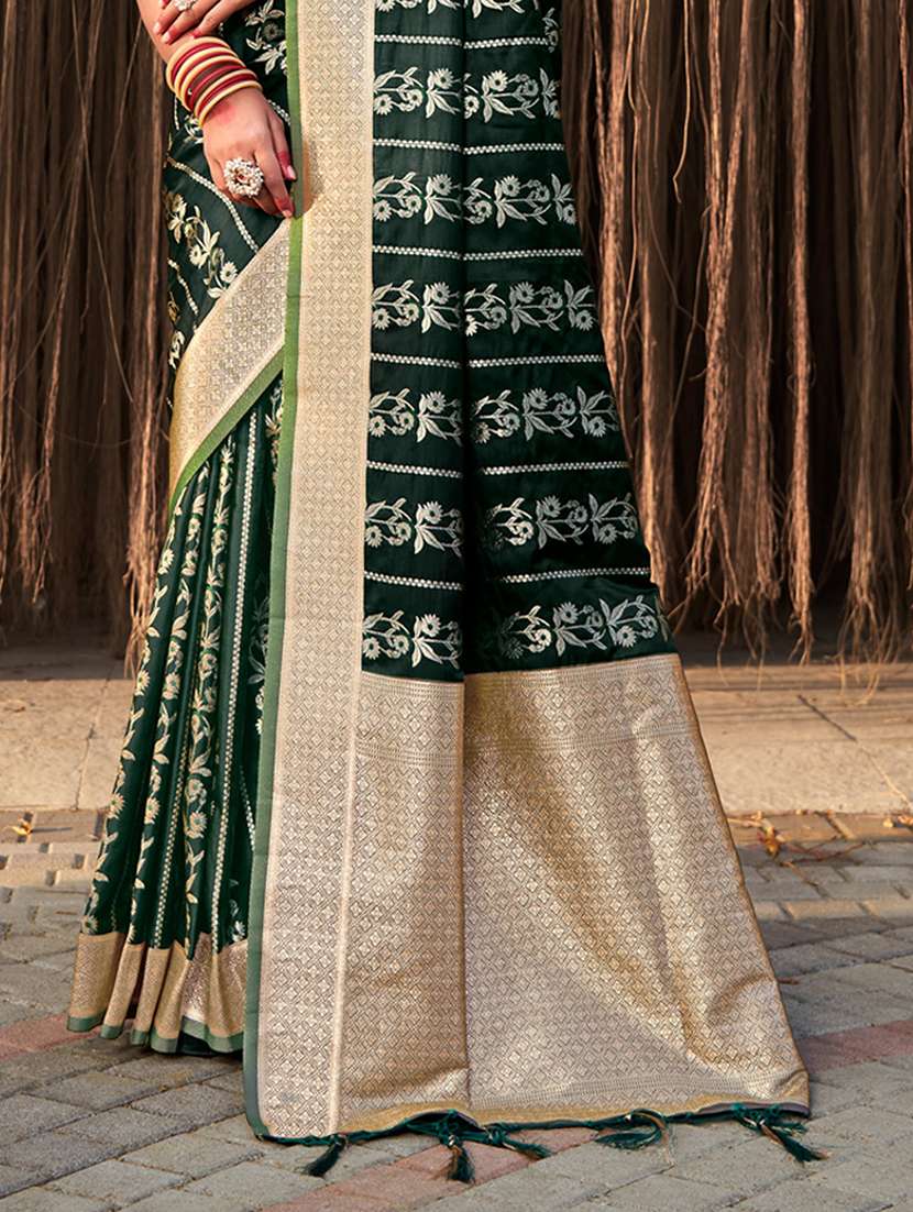 women self design banarasi saree with blouse - 21036637 -  Standard Image - 2