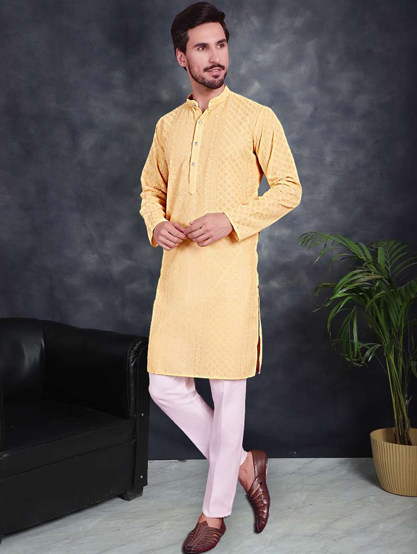 men mandarin neck embroidered kurta pyjama set