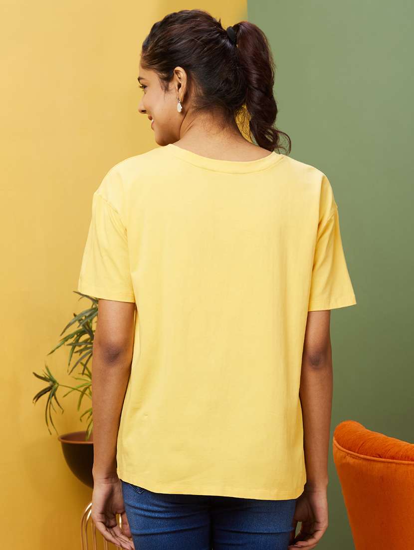 women round neck graphic printed regular t-shirt - 21049174 - Standard Image - 2