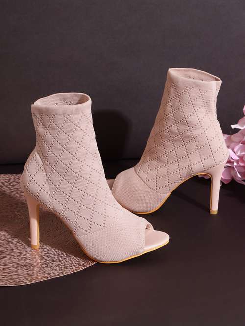 women solid pencil heel sandal