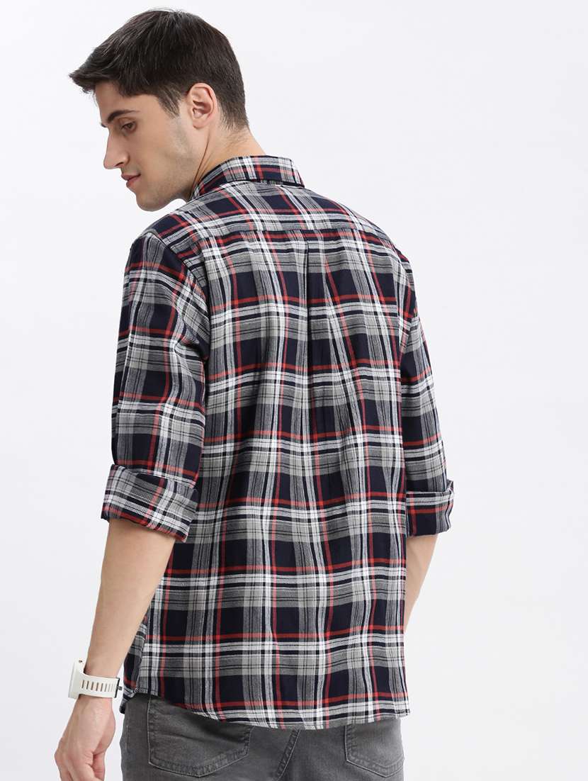 men long sleeved checkered casual shirt - 21056156 -  Standard Image - 2