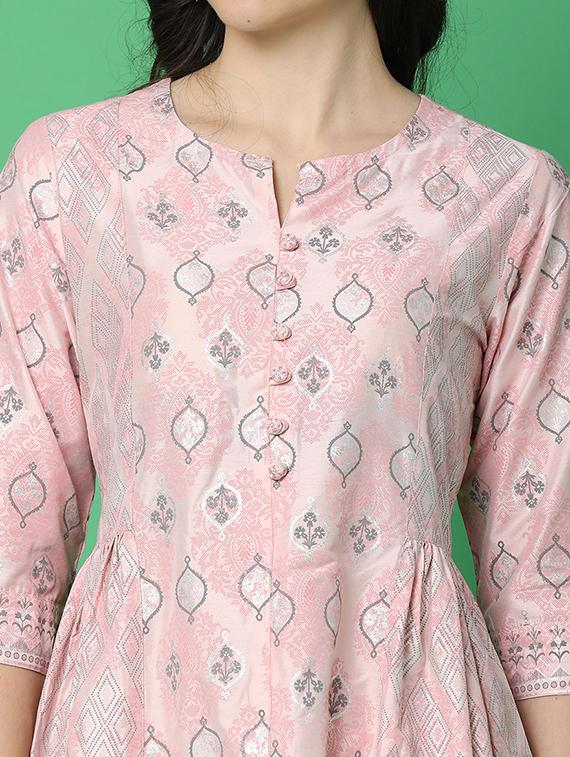 women three quarter sleeve flared kurta - 21061682 - Standard Image - 7