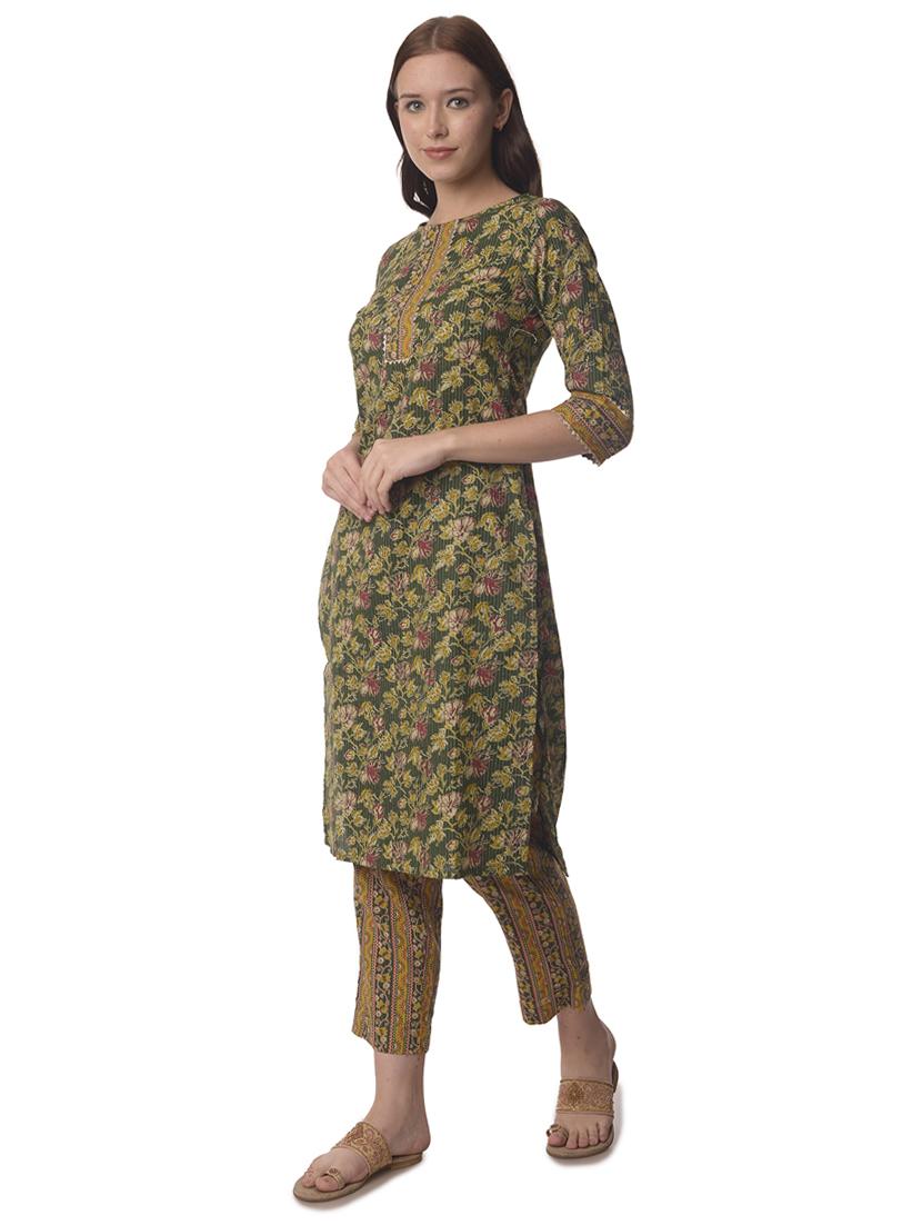 women three quarter sleeve straight kurta - 21070460 - Standard Image - 2