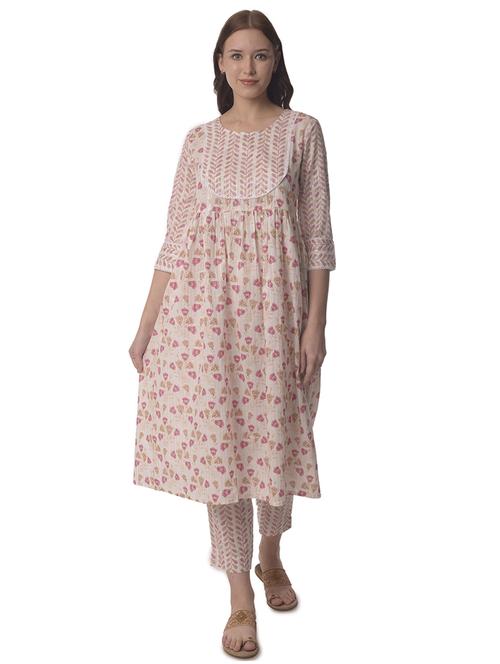 women three quarter sleeve a-line kurta - 21070463 - Standard Image - 0