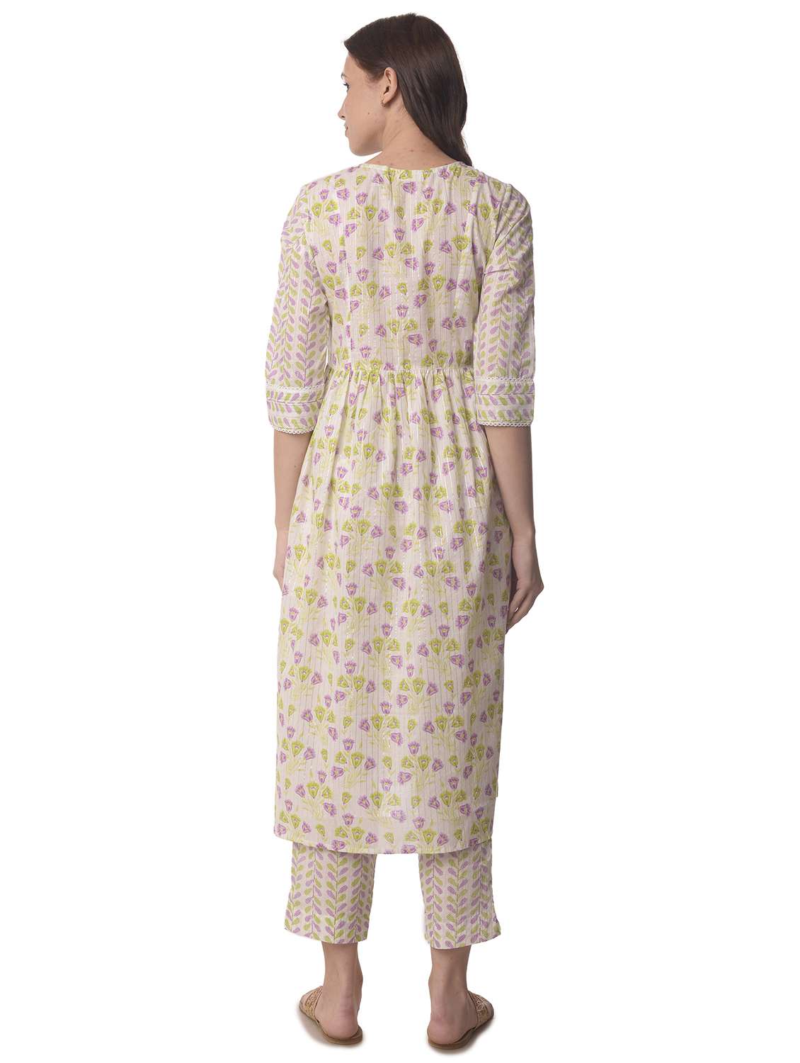 women three quarter sleeve a-line kurta - 21070464 -  Standard Image - 2