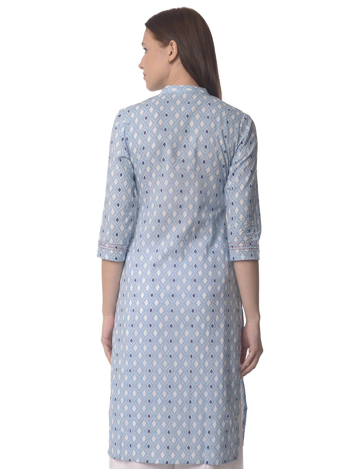 women three quarter sleeve straight kurta - 21070477 - Standard Image - 2