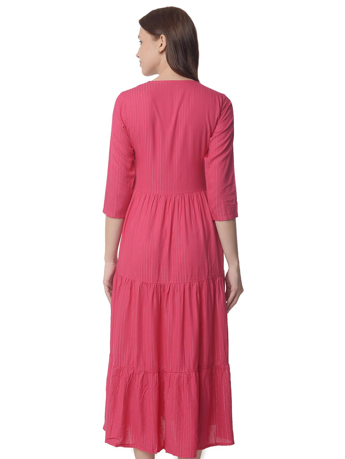 women three quarter sleeve tiered kurta - 21070485 - Standard Image - 2