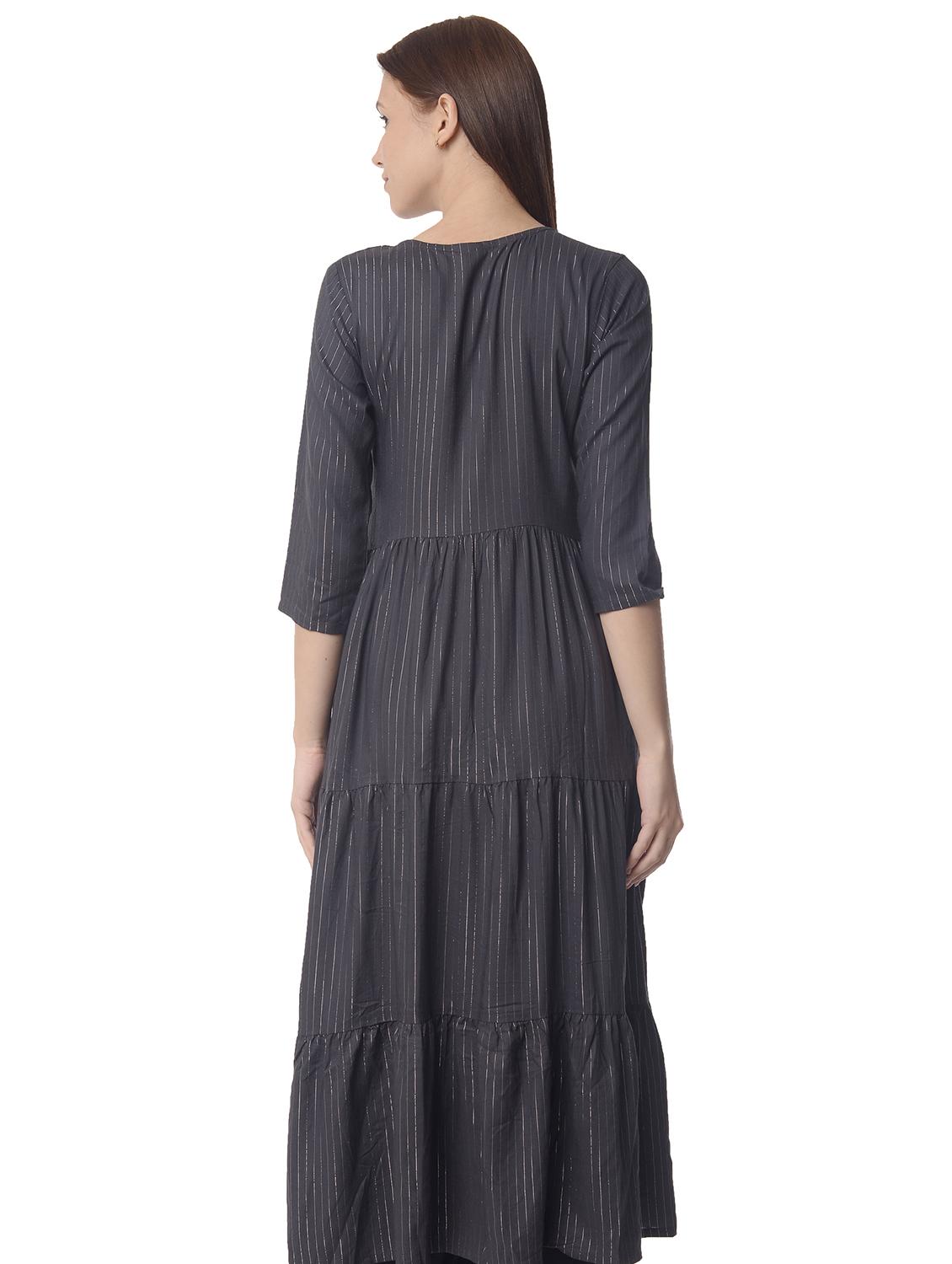 women three quarter sleeve tiered kurta - 21070487 - Standard Image - 2