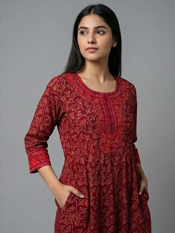 women printed three quarter sleeve kurta - 21074330 -  Standard Image - 2
