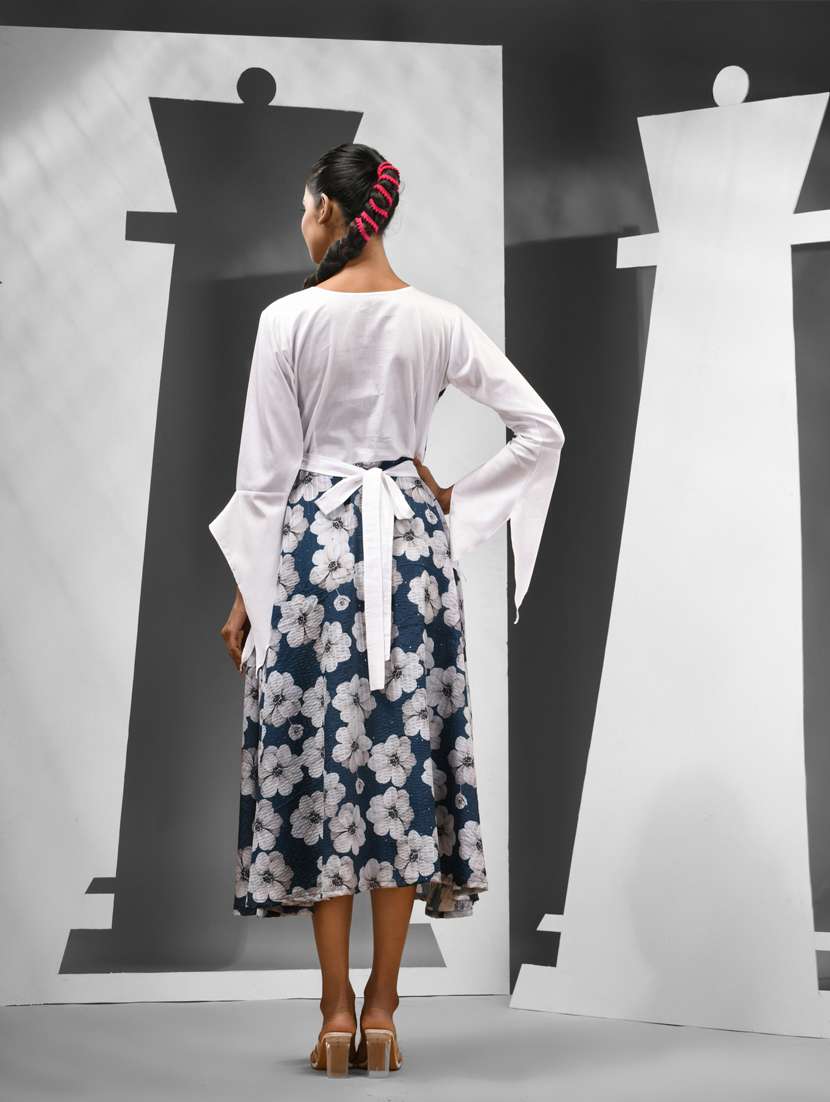 women blue floral printed fit & flare ethnic dress - 21081741 -  Standard Image - 2