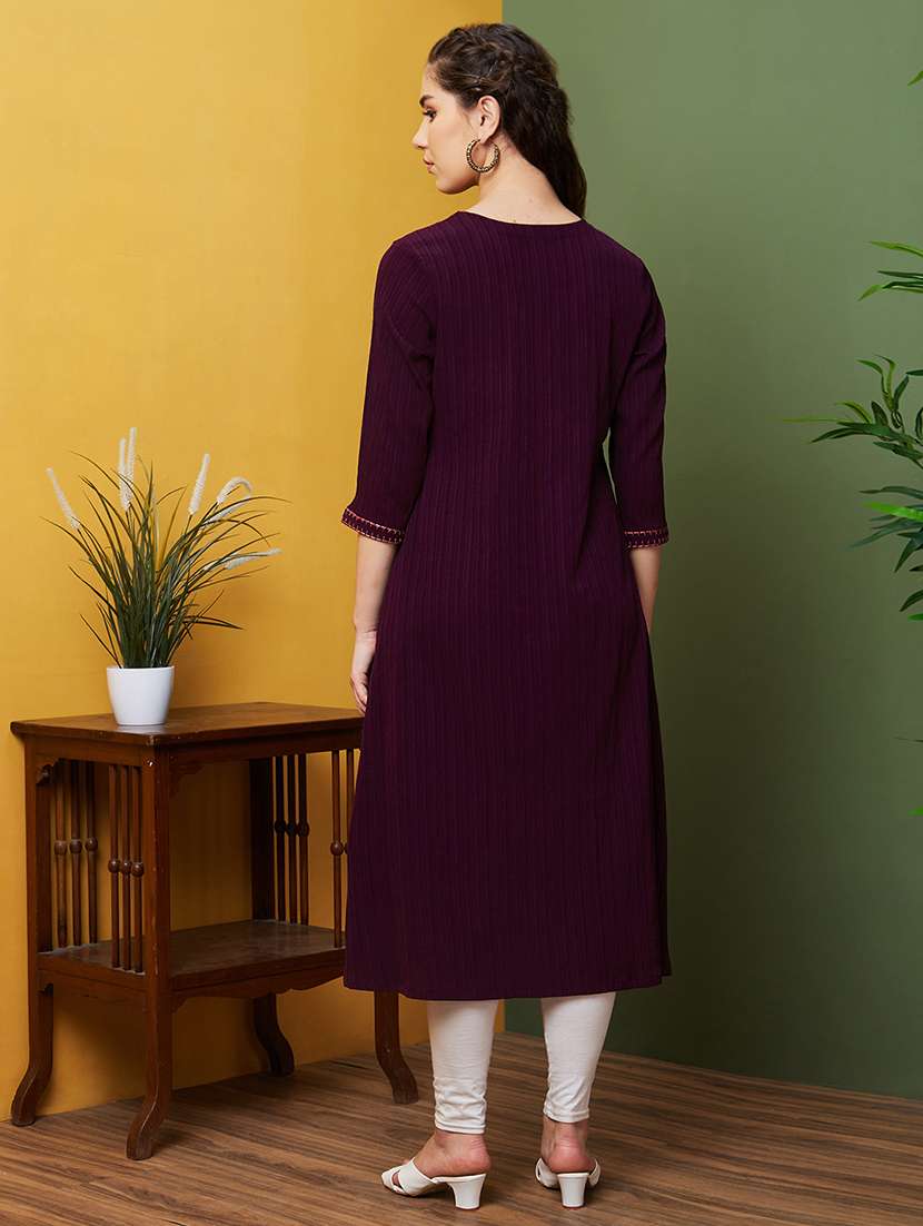 globus women purple floral embroidered v neck georgette a-line kurta with pocket - 21081860 -  Standard Image - 2