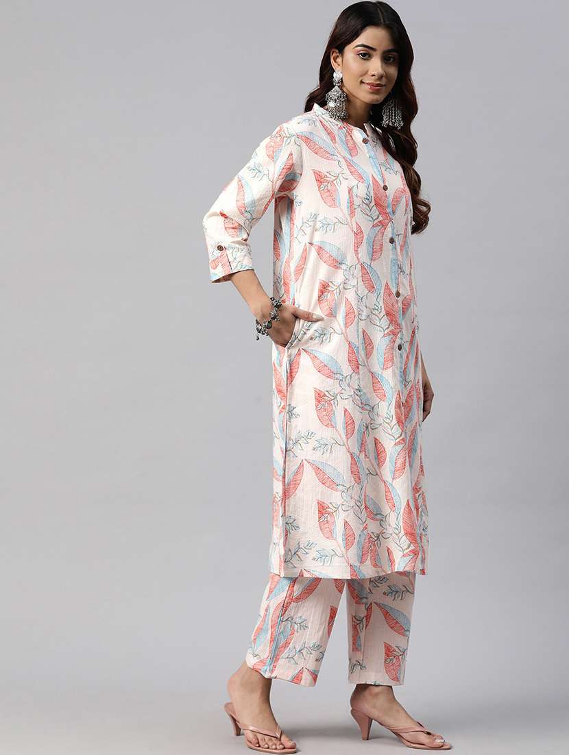 women three quarter sleeve kurta pant set - 21087657 -  Standard Image - 2