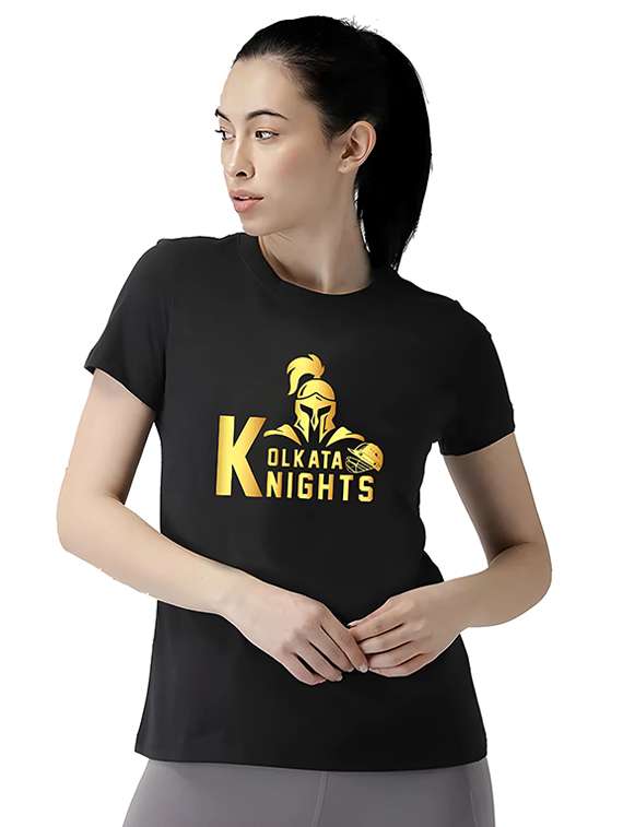 women round neck chest print t-shirt