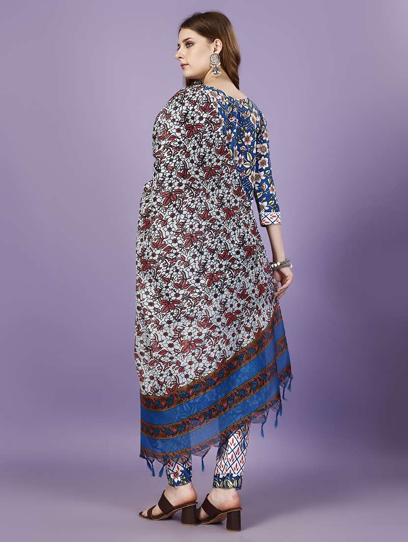 women three quarter sleeve kurta pant with dupatta set - 21098895 - Standard Image - 2