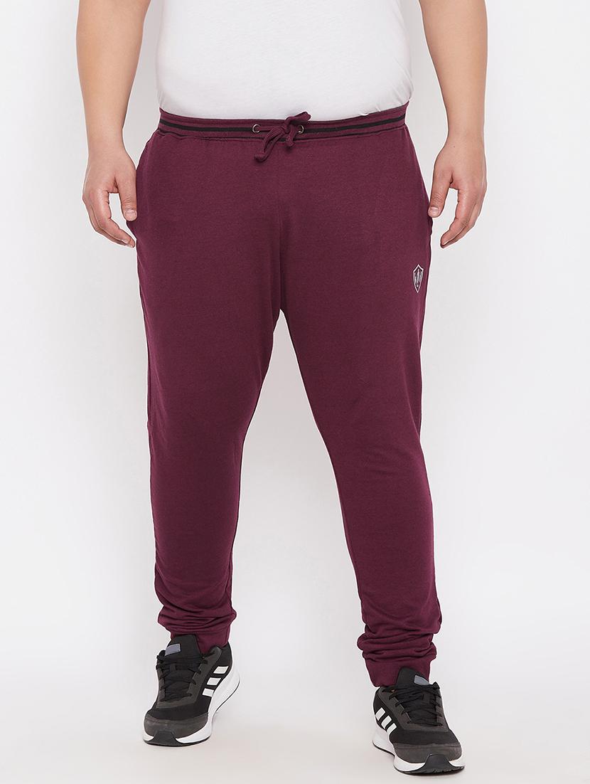 men burgundy solid mid rise jogger