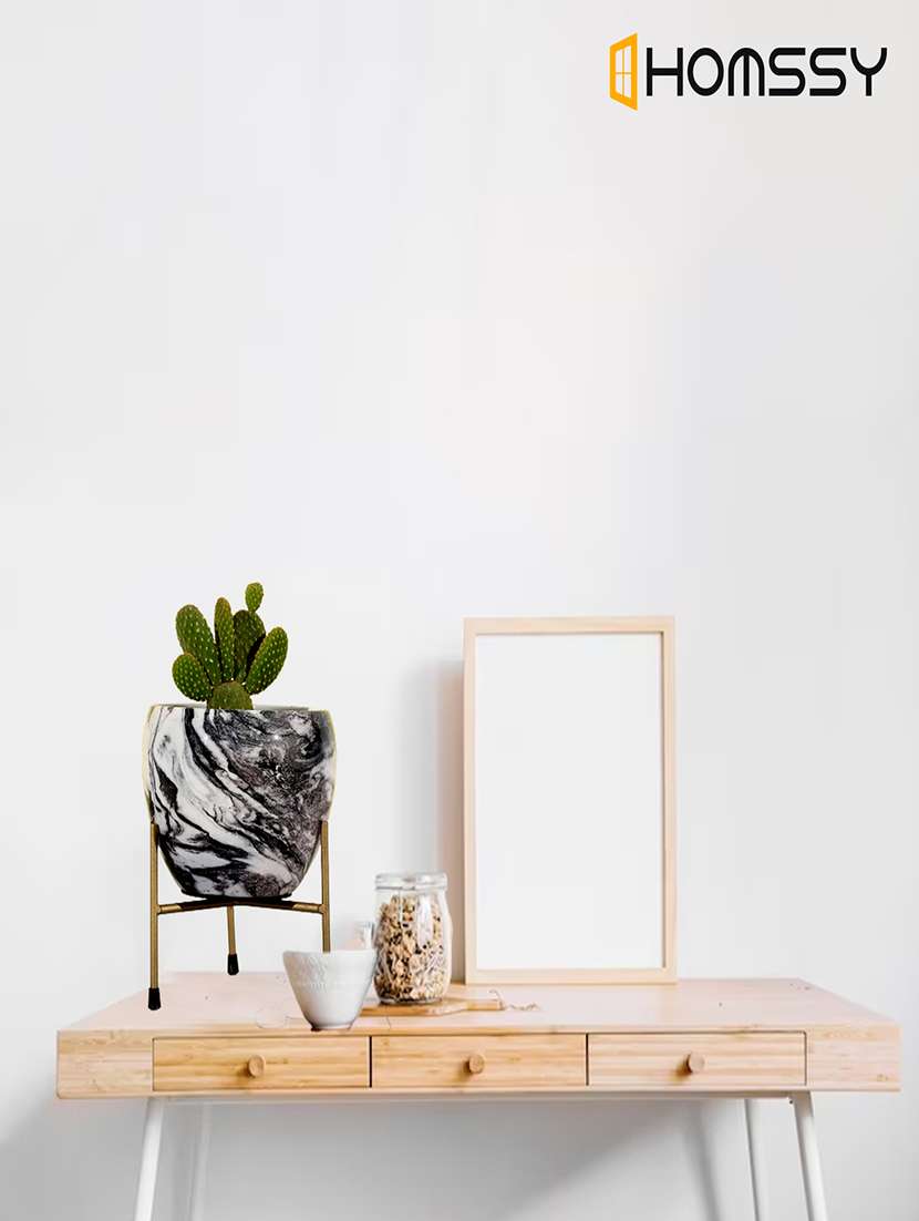 black & white marble print home decor pot