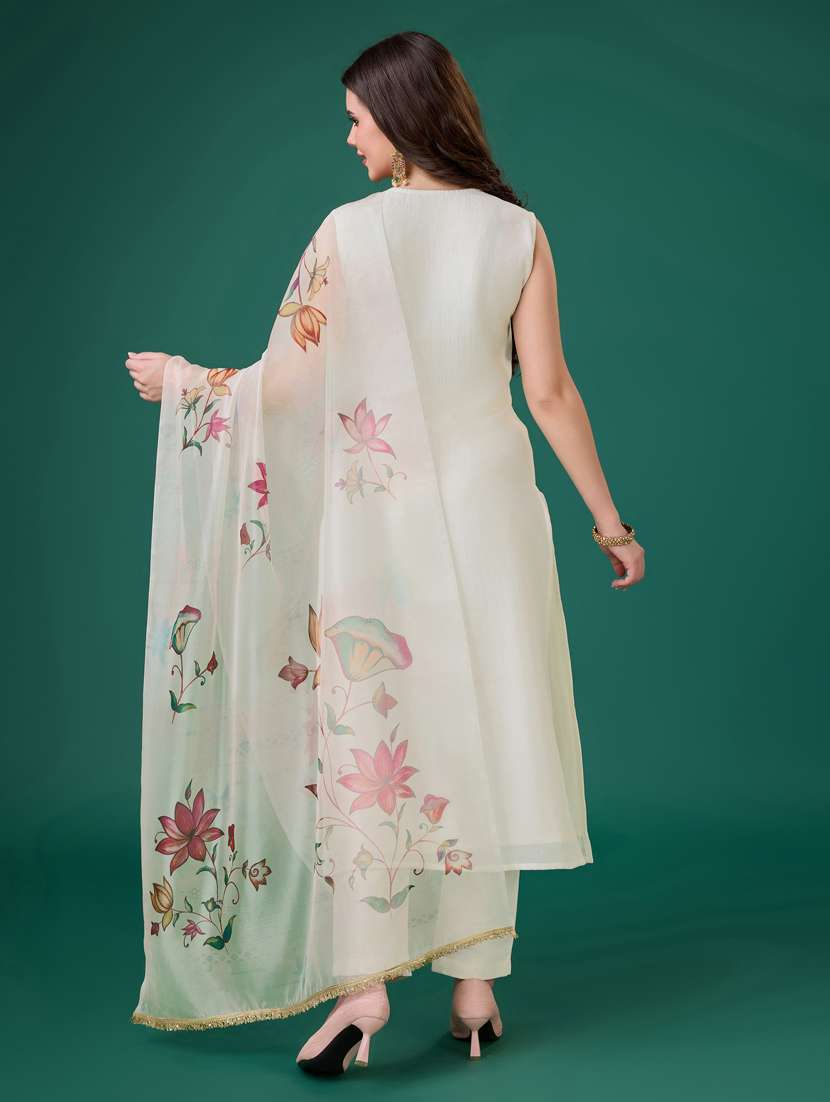 women embroidered kurta pant with dupatta set - 21102914 -  Standard Image - 2