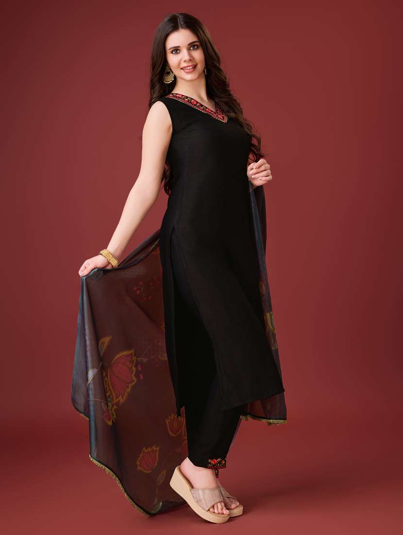 women embroidered kurta pant with dupatta set - 21102915 -  Standard Image - 2