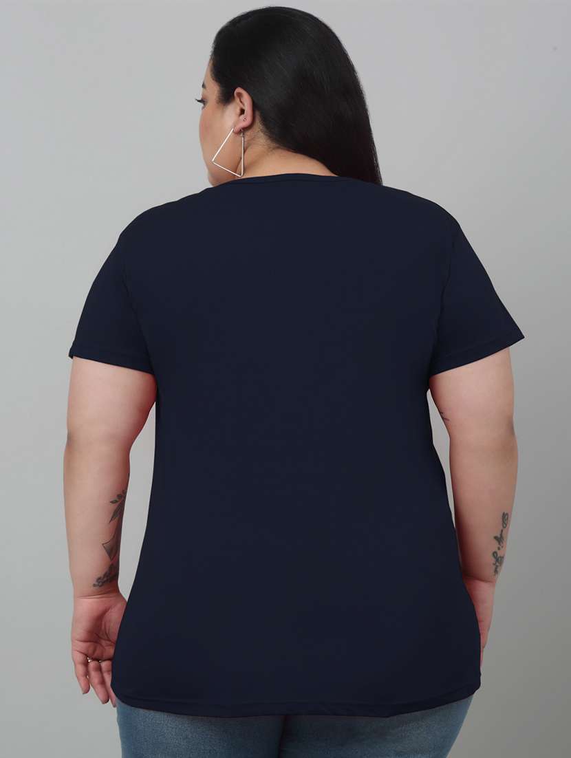 women round neck chest print plus size t-shirt - 21103046 - Standard Image - 2