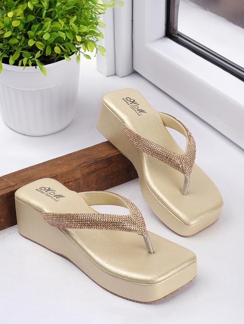 women toe separator wedges - 21103099 -  Standard Image - 0
