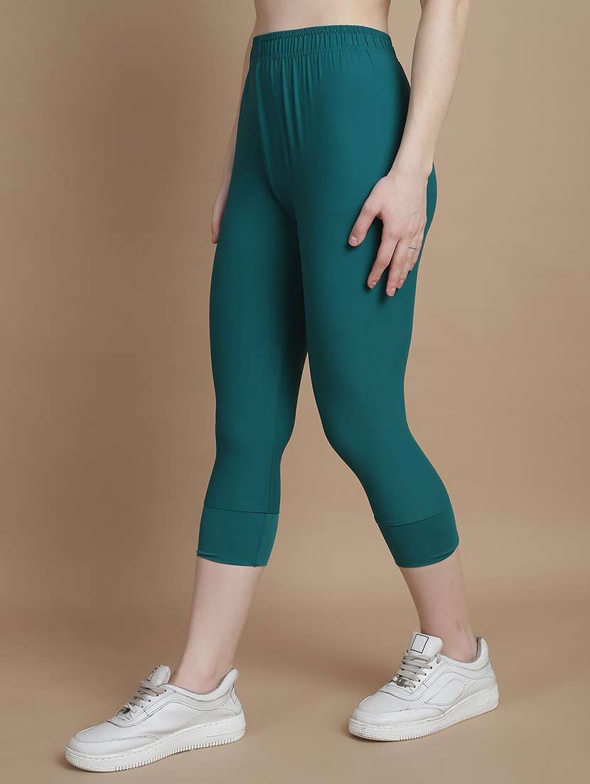 women mid-rise solid capri - 21103111 -  Standard Image - 2