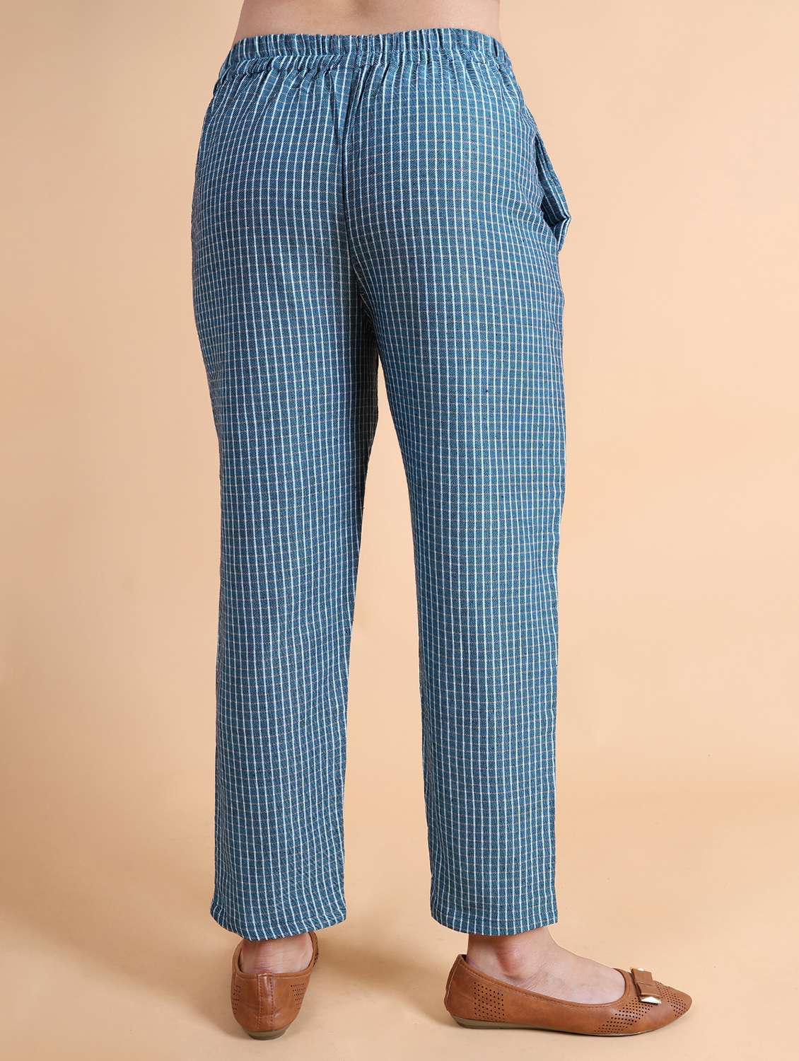 women checkered cotton cigarette pant - 21103285 -  Standard Image - 2