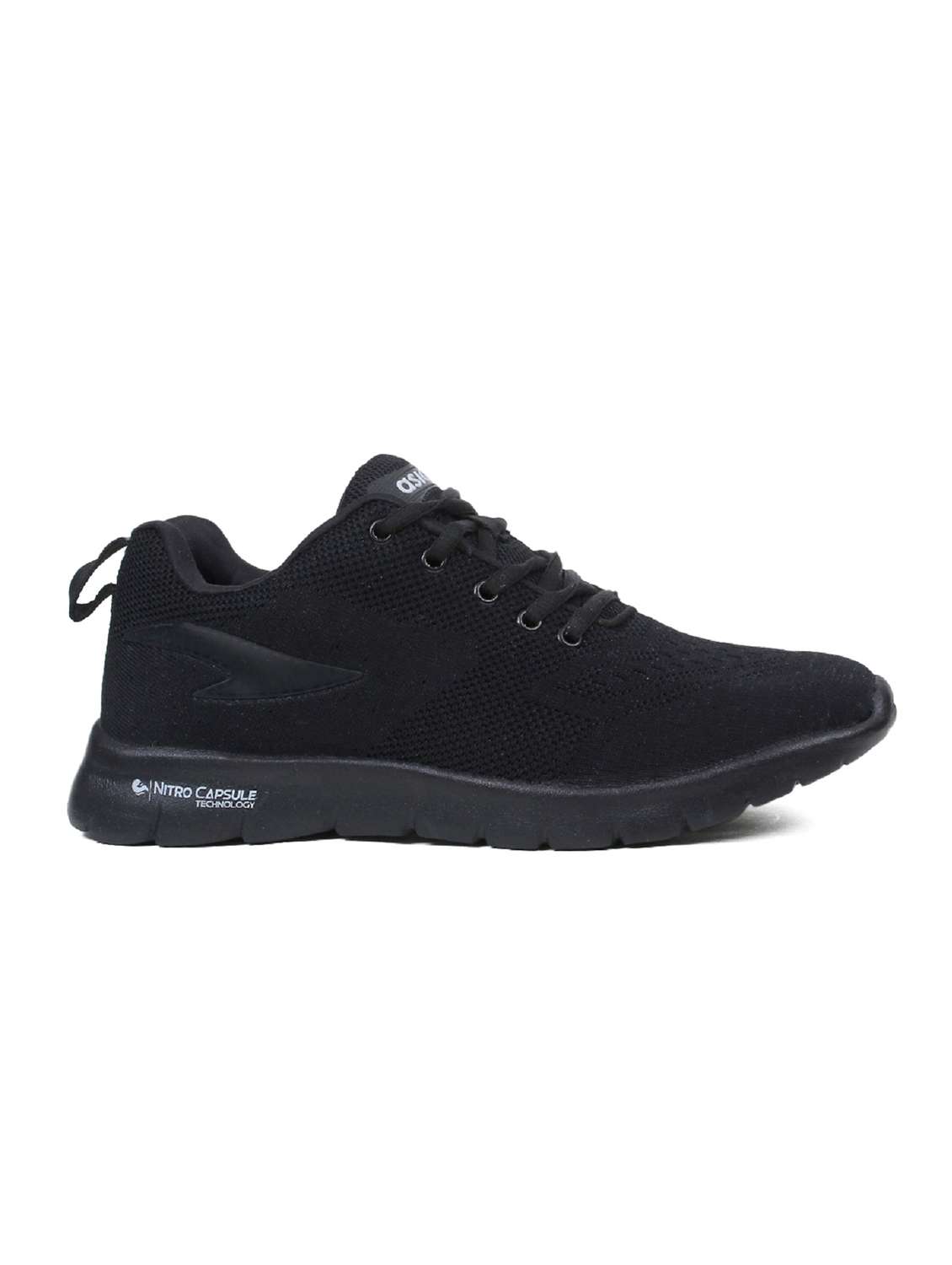 men lace up sport shoes - 21116974 -  Standard Image - 2