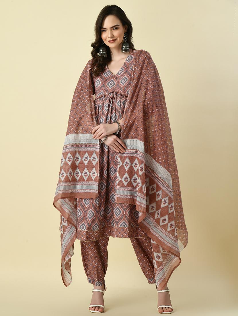 women three quarter sleeve kurta salwar with dupatta set - 21128982 - Standard Image - 2