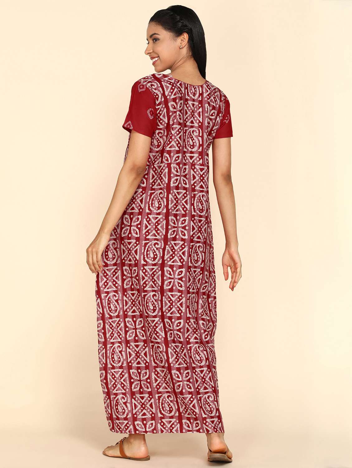 women maroon printed cotton nighty - 21129911 - Standard Image - 2