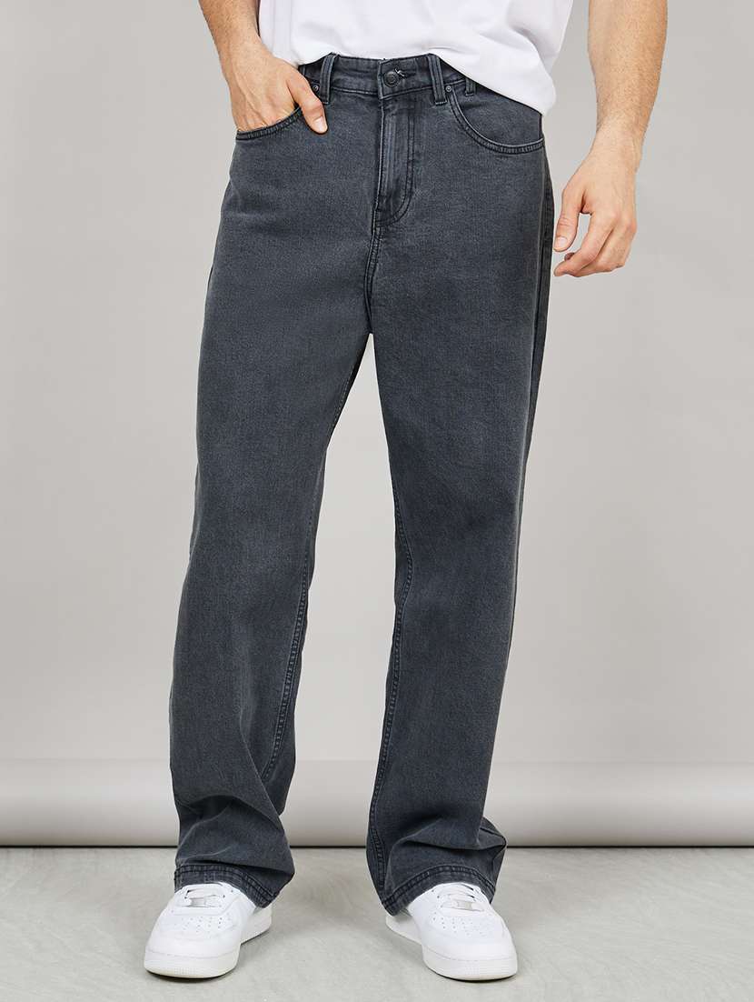 men black solid relaxed fit jean