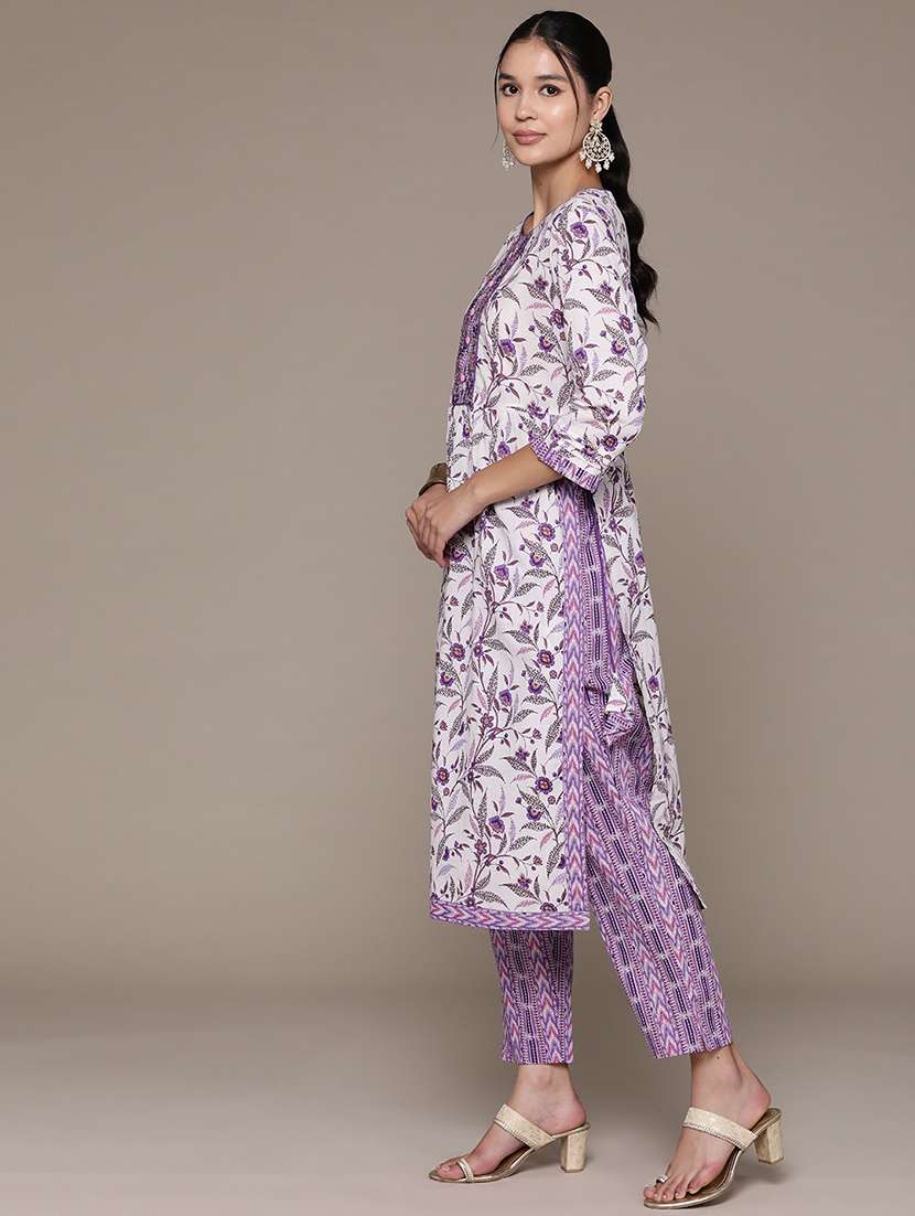 women three quarter sleeve kurta pant with dupatta set - 21136009 -  Standard Image - 2