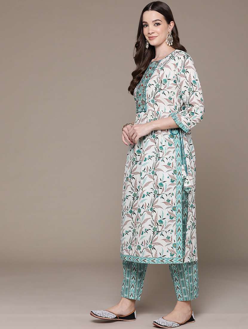 women three quarter sleeve kurta pant with dupatta set - 21136010 -  Standard Image - 2