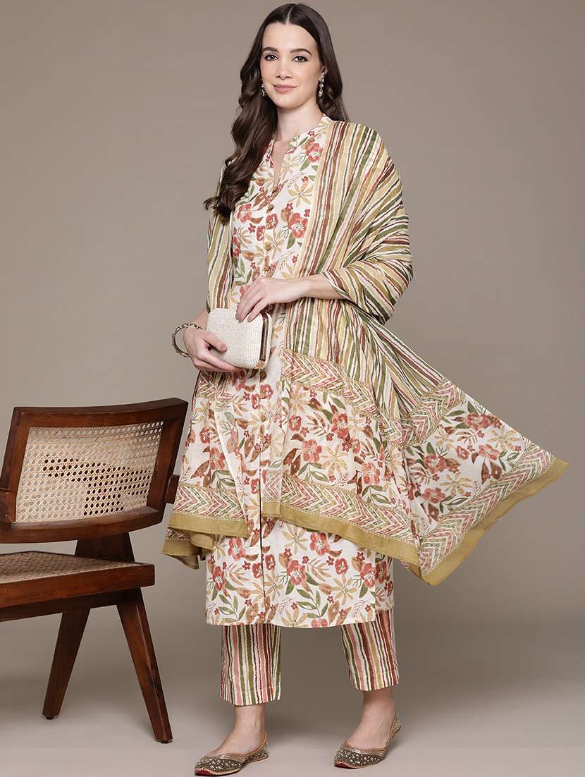 women three quarter sleeve kurta pant with dupatta set