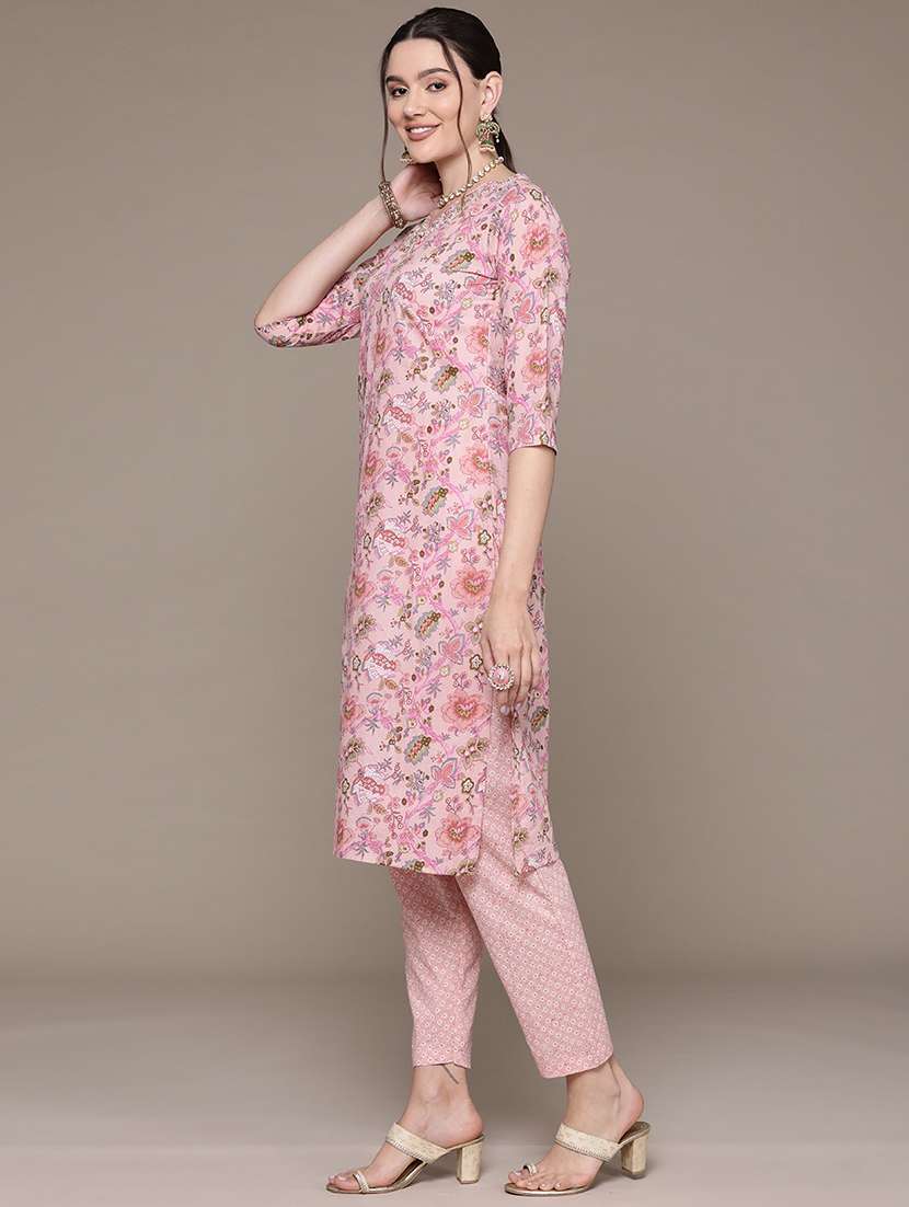 women three quarter sleeve kurta pant with dupatta set - 21136015 -  Standard Image - 2