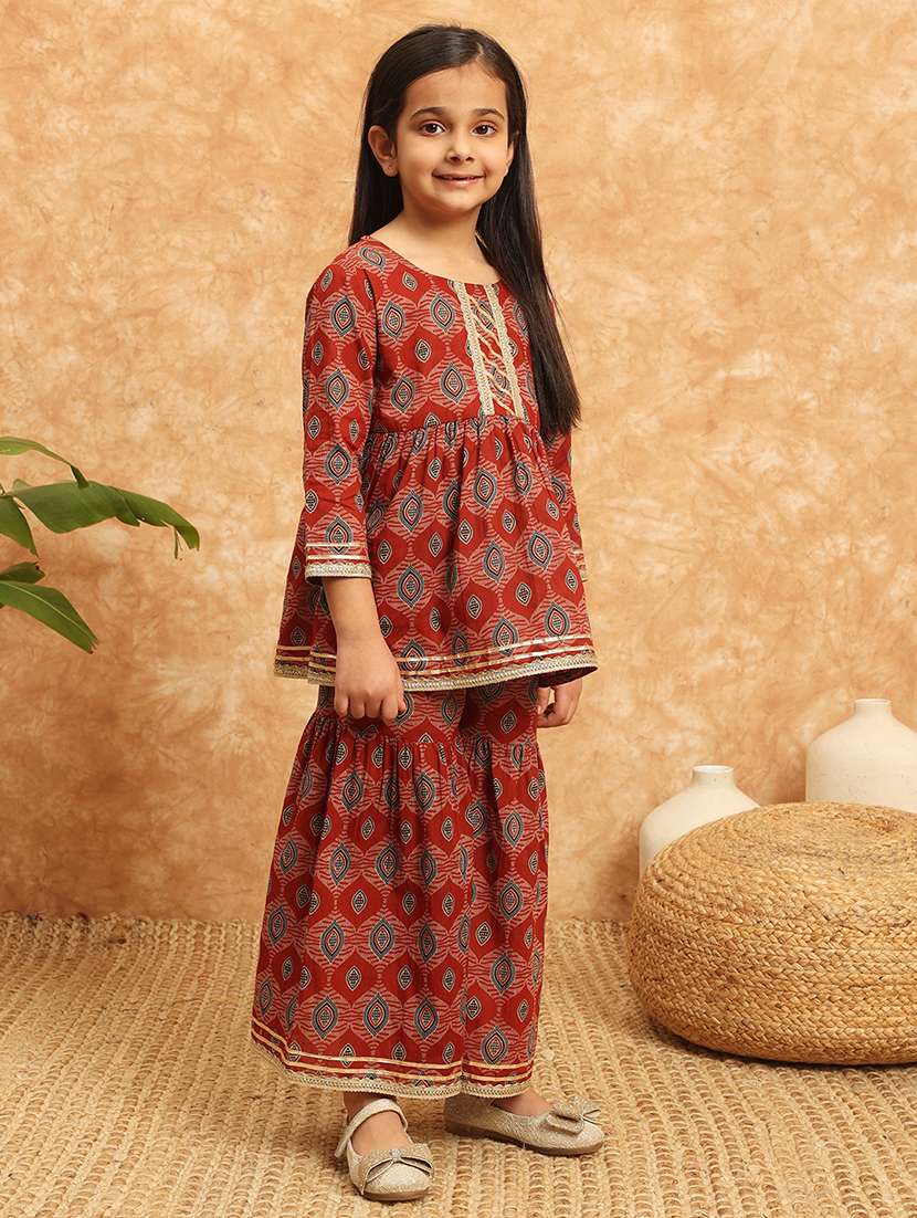 girls printed kurta sharara suit set - 21138287 - Standard Image - 2