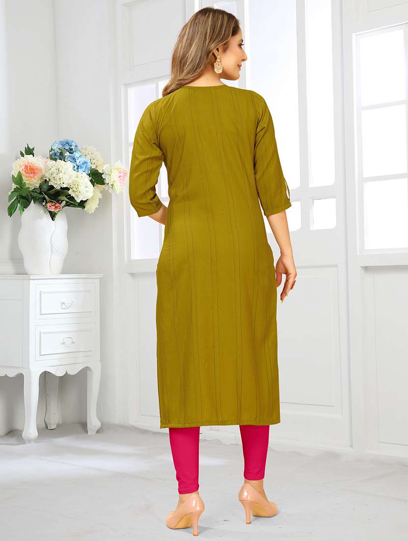 women three quarter sleeve straight kurta - 21139308 -  Standard Image - 2