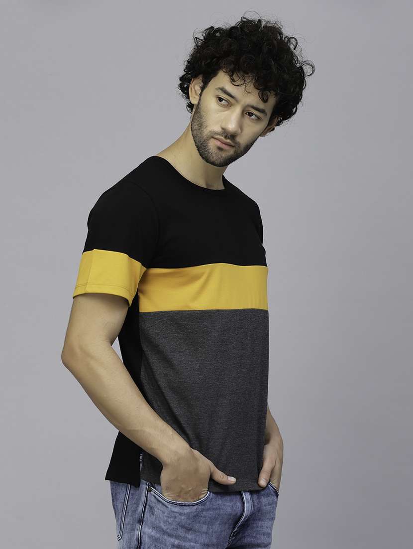 men round neck short sleeves t-shirt - 21143874 -  Standard Image - 2