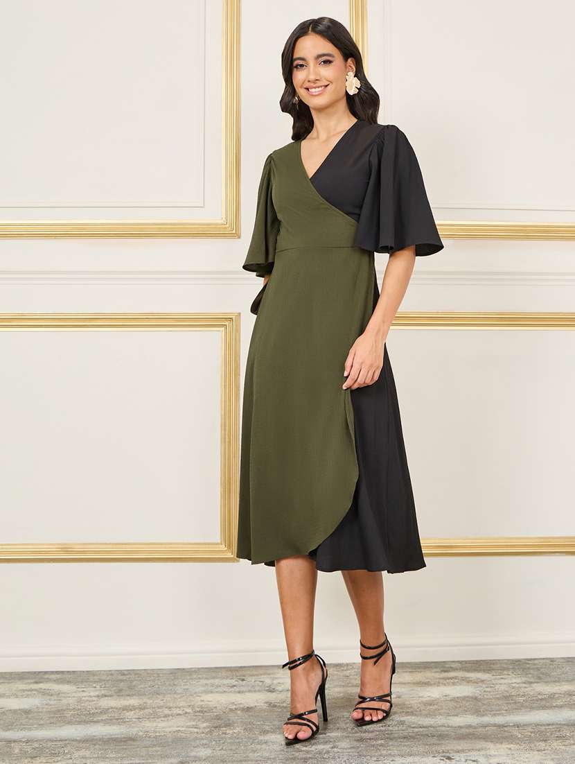 women color blocked flute sleeves wrap dress