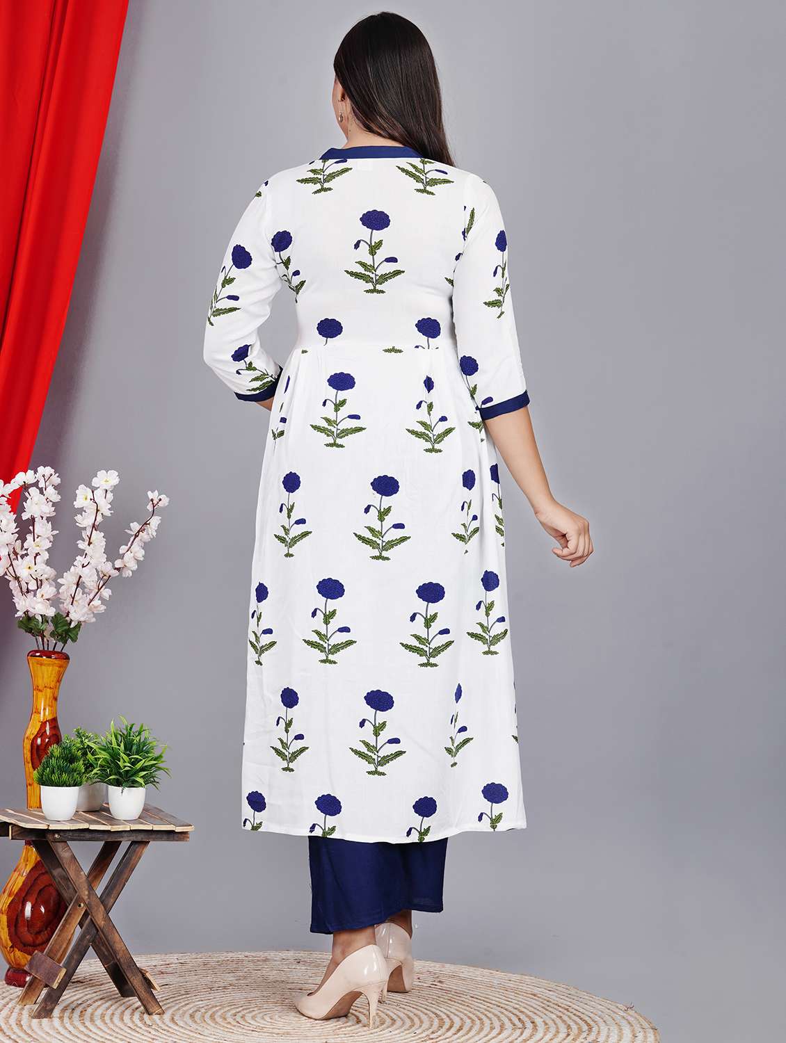 women white kurta pant set  - 21145393 -  Standard Image - 2