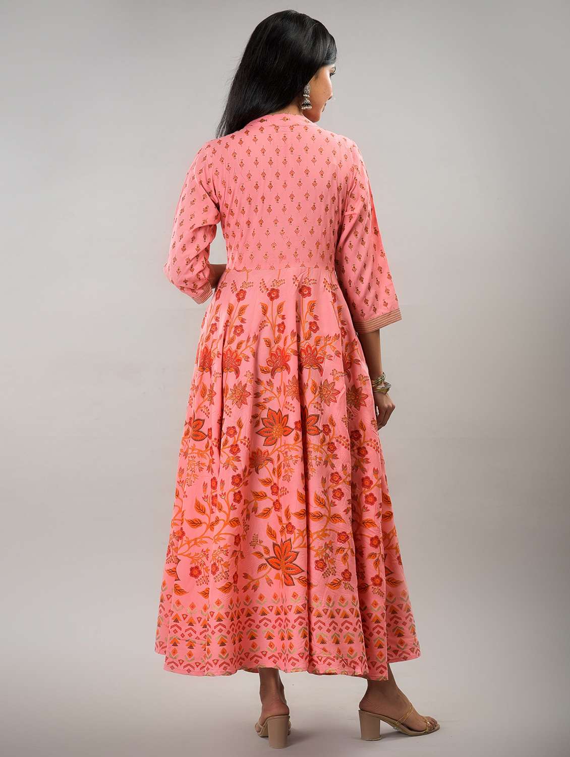 women floral print mandrain neck anarkali kurta - 21145401 - Standard Image - 2