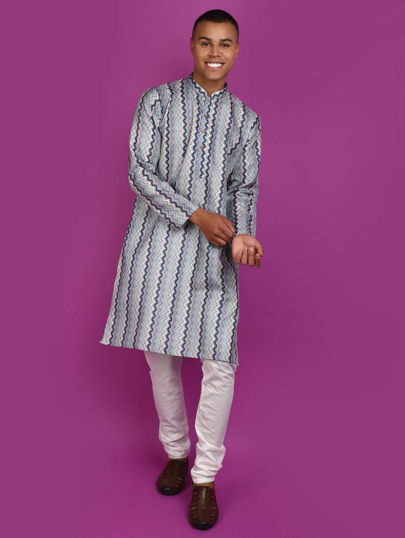 men printed mandarin neck kurta pyjama set
