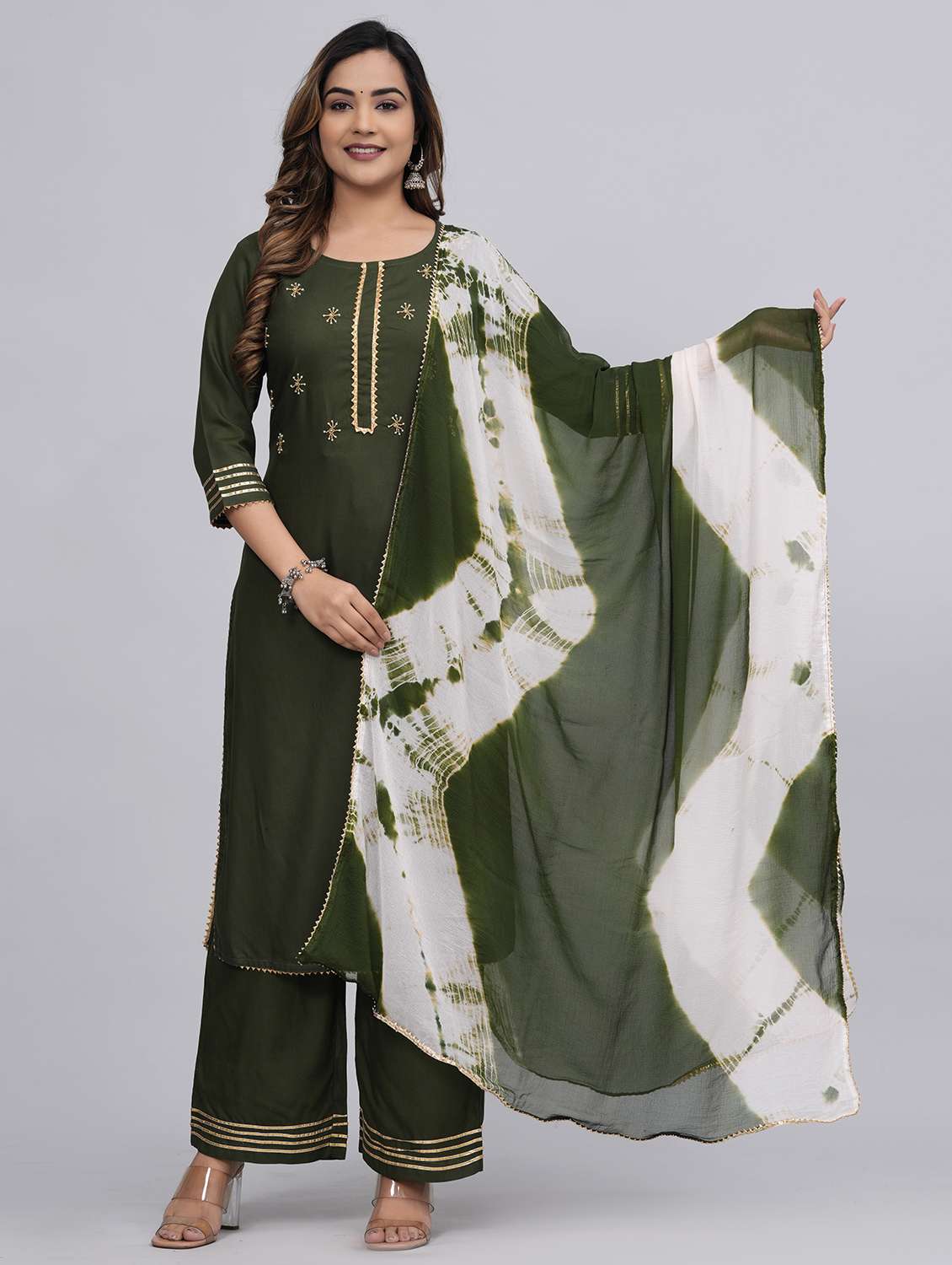 women round neck kurta palazzo set with dupatta