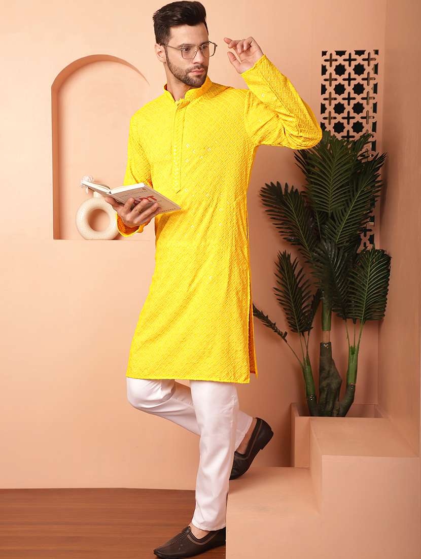 men embroidered kurta pyjama set