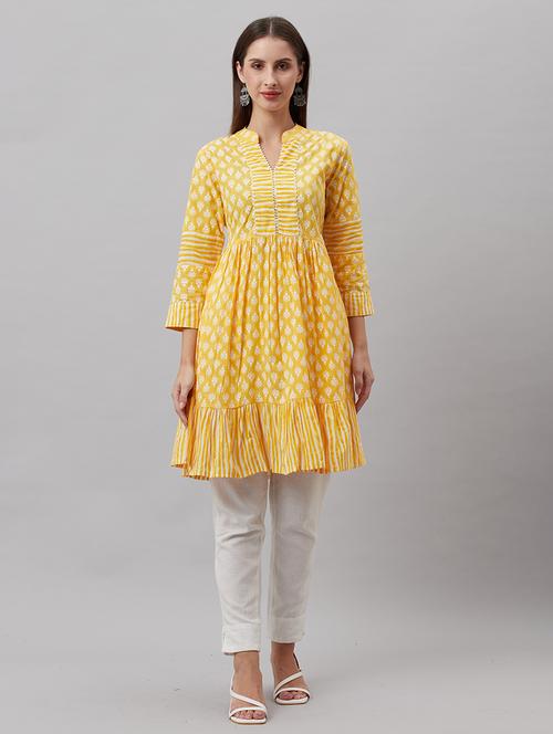 women three quarter sleeve tiered kurta - 21161180 -  Standard Image - 0