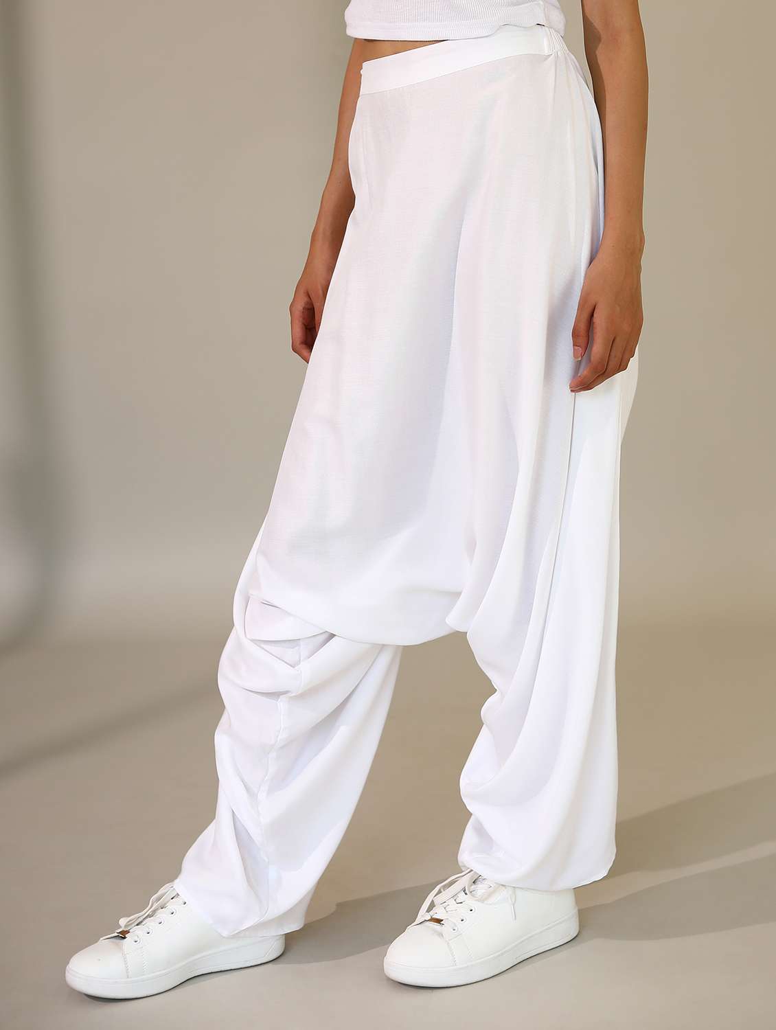 women solid high rise harem pant  - 21161302 -  Standard Image - 2